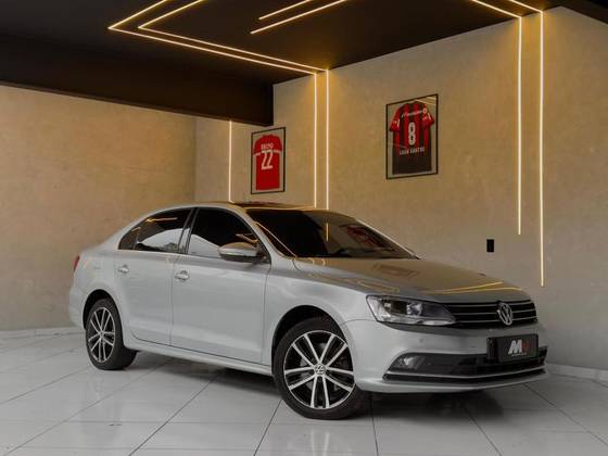 VOLKSWAGEN JETTA 2.0 TSI HIGHLINE 211CV GASOLINA 4P TIPTRONIC